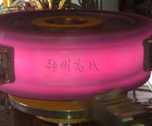 支重輪淬火，中頻淬火電源效果好